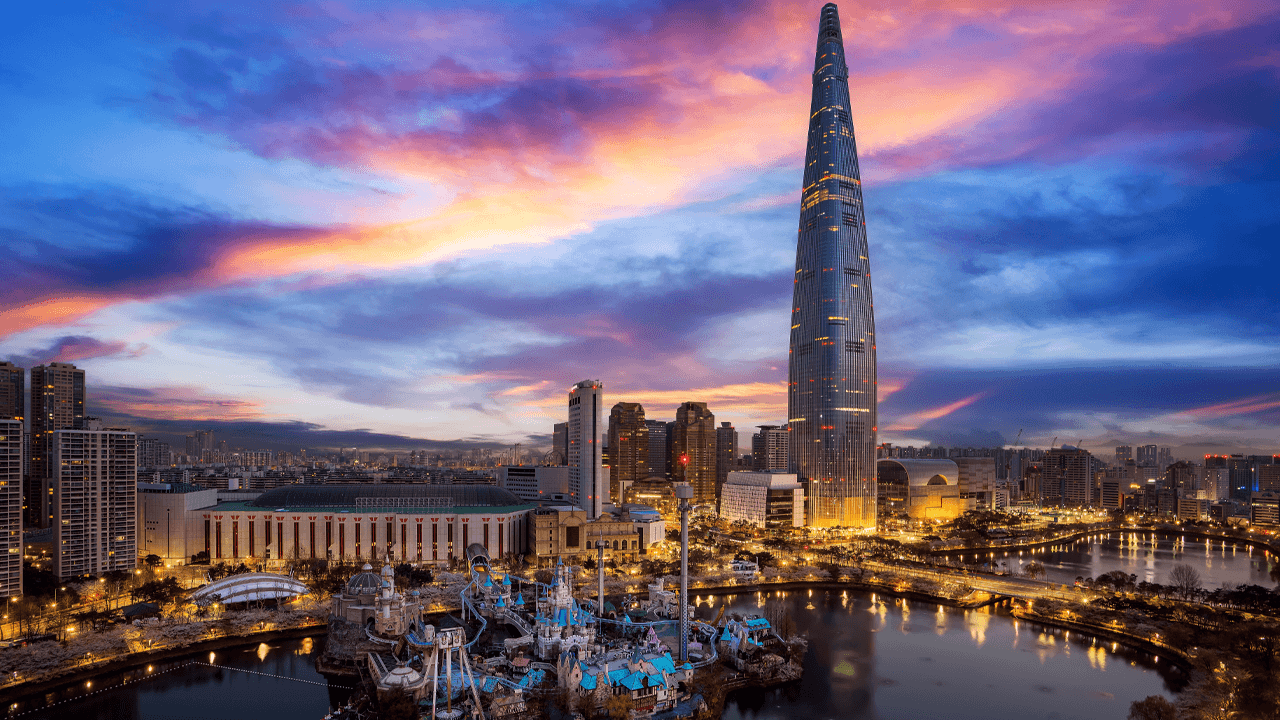 Six-Figure Bitcoin Rally Triggers Rare Price Inversion in South Korea