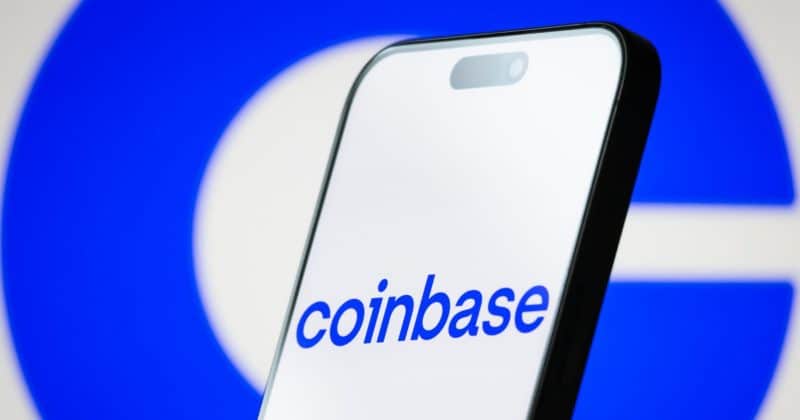 Coinbase stock sinks 6% as analysts slash targets ahead of earnings