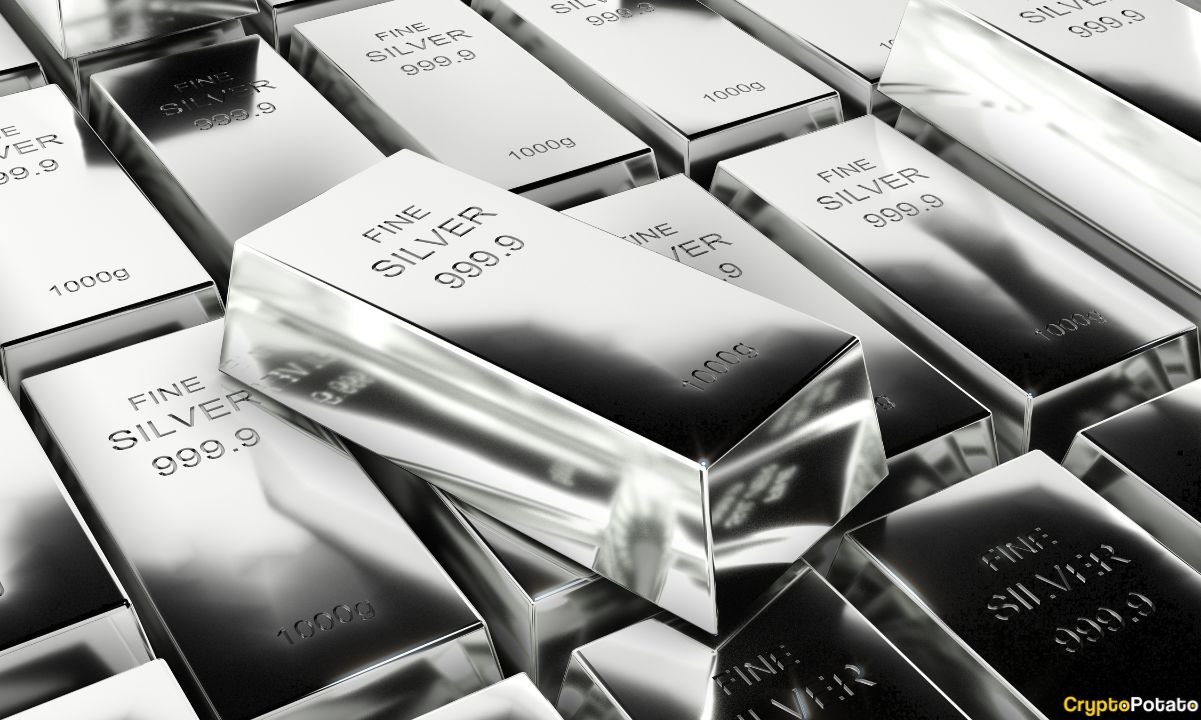 Crypto Traders Pile Into Silver FOMO Before 15% Crash